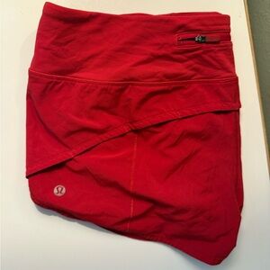 lululemon athletica True Red Speed Up Shorts 2.5 inch size 10